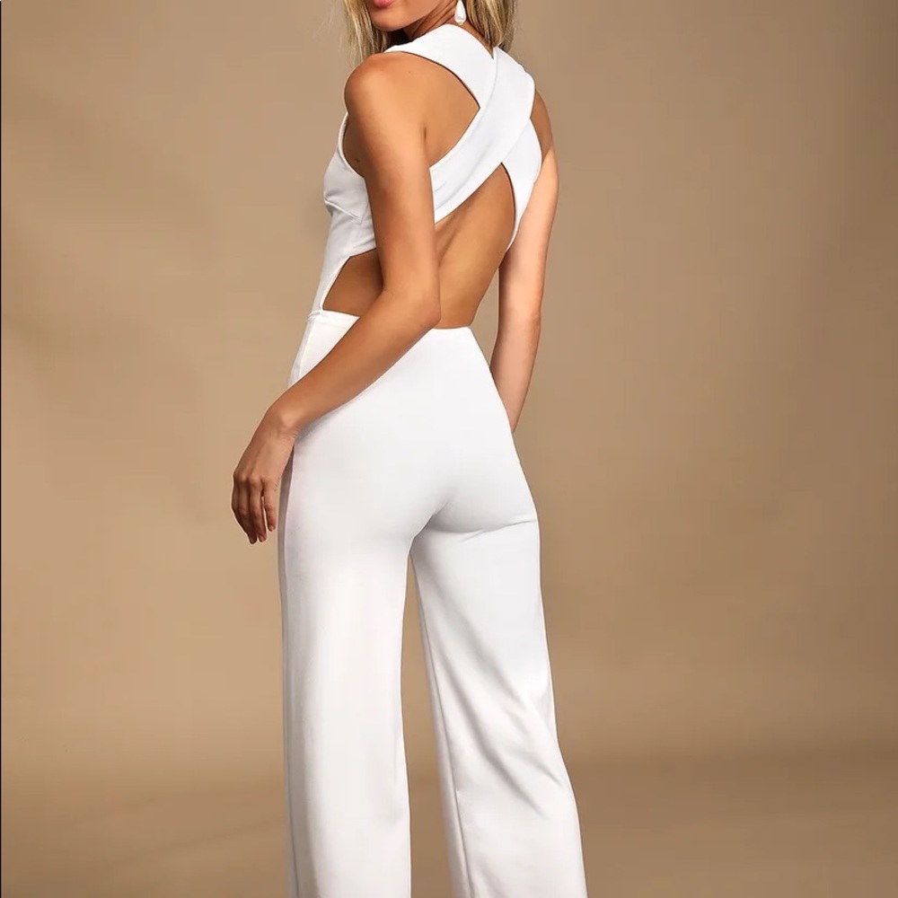 White Lulus jumpsuit size small
